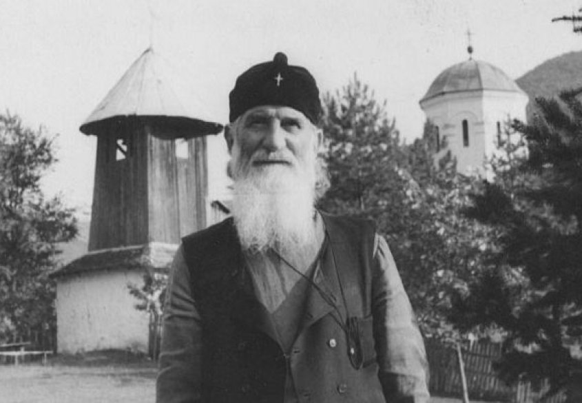 Св. Юстин Попович: Главната цел на просветата е да усъвършенства човека - CAO.bg Св. Юстин Попович: Главната цел на просветата е да усъвършенства човека