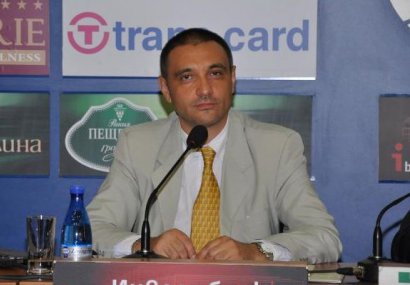 Андрей Чорбанов, доцент по имунология, като поет и разказвач