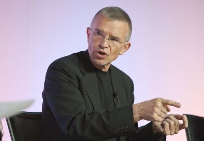 Клаус Хурелман: Развитието на младото поколение като залог за бъдещето