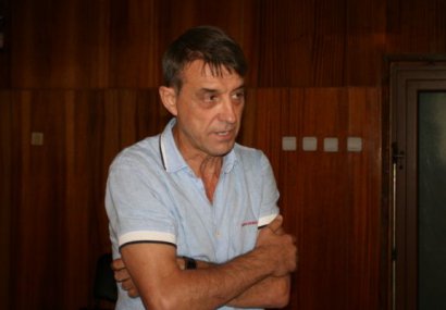 Коста Костов: Обществото никога не се е интересувало от сериозните неща