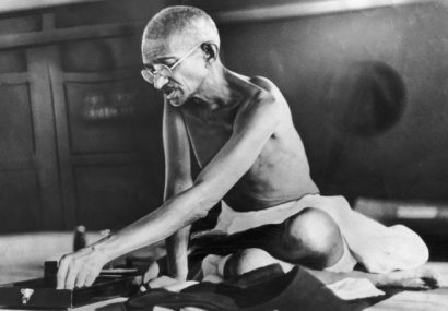 Махатма Ганди и принципът на действие Сатяграха като душевна сила