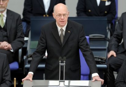 Норберт Ламерт за парламентаризма, популизма, бежанците и толерантността