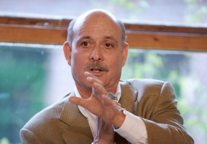 Джереми Рифкин: Ние имаме погрешна представа за природата на човека