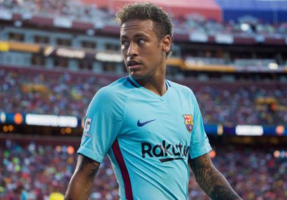 Трансферът на Неймар - огледален образ на нашето време. Болен свят!