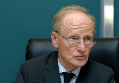 Персонализъм - Роберт Шпеман: Бог е въплъщението на смисъла