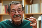 Гюнтер Грас: Граждански ангажиран писател и Нобелов лауреат за литература